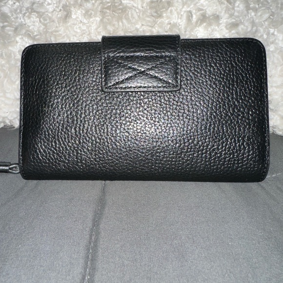 All Saint Stylish Black Pebbled Textured Wallet
with Removable Insert - Picture 4 of 13